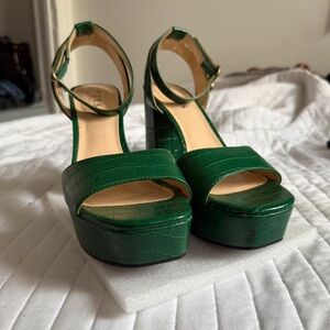 Guess Green Croc-Embossed Heels